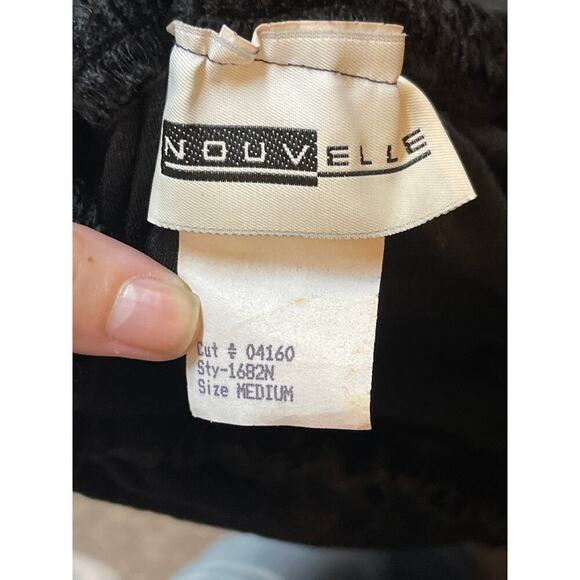 Vintage Nouvelle Black Crush Velvet Peasant Midi Skirt Women's Size Medium - Picture 3 of 4